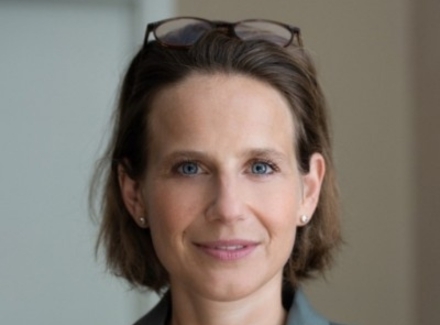 Dr. Barbara Korte